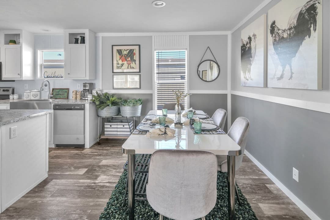 Valu 28563u interior and kitchen home features