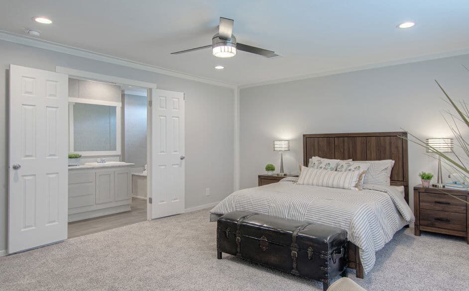 Trailblazer t76b bedroom home features