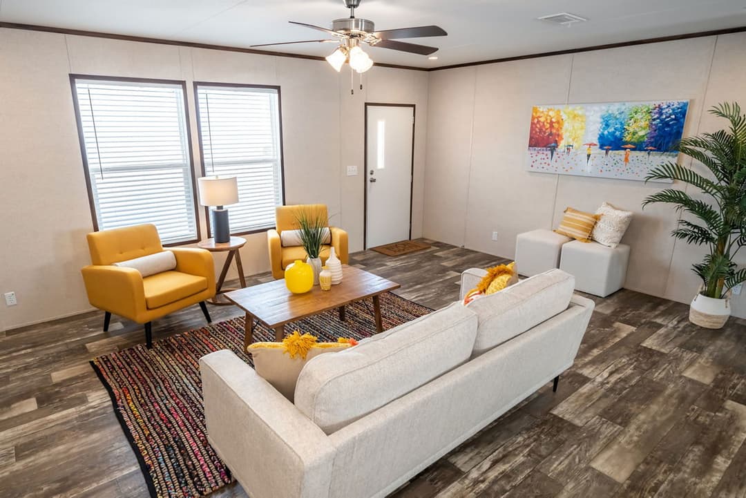 Prime clay 135 interior home features