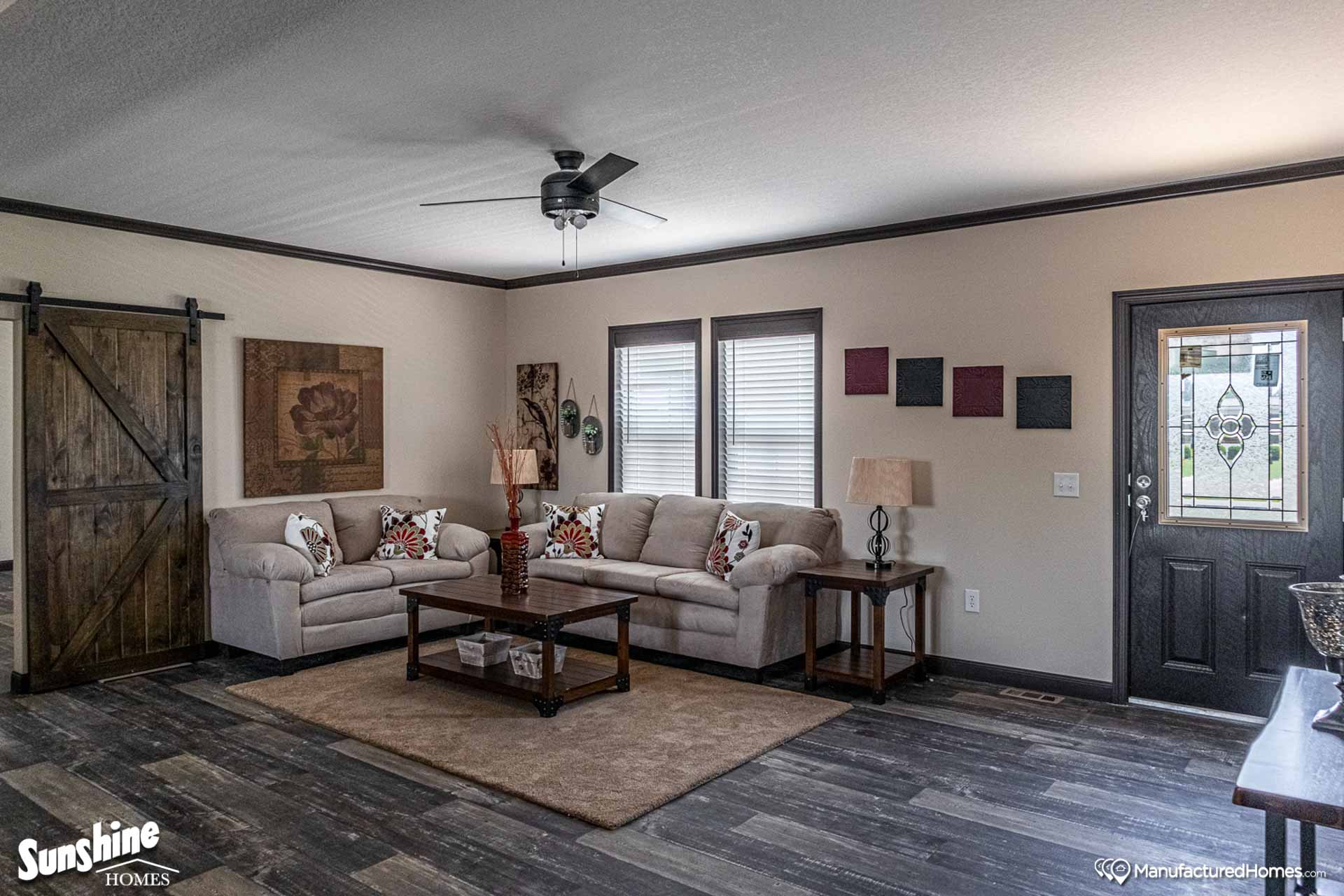 Pri3268-2004 interior home features