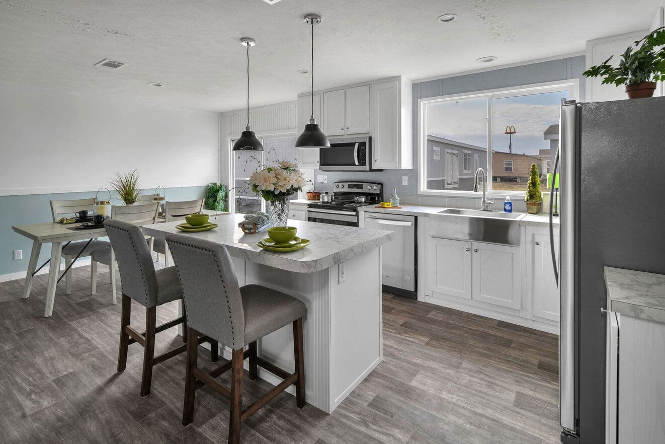 Valu maxx premier 32643e interior and kitchen home features