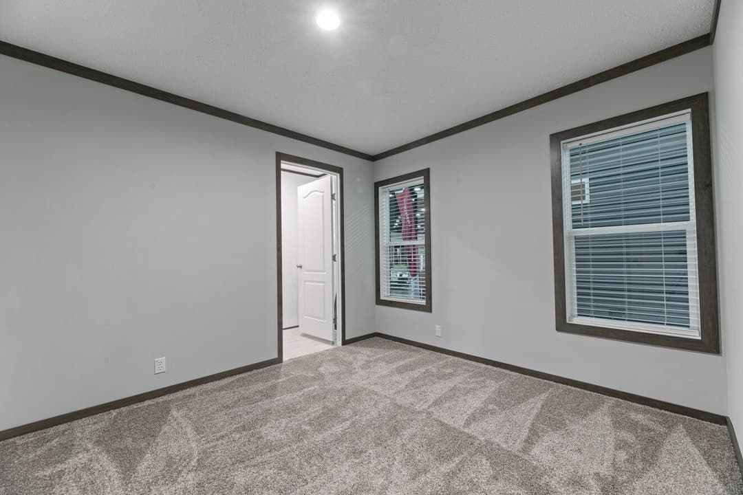 Elevation 32523d bedroom home features