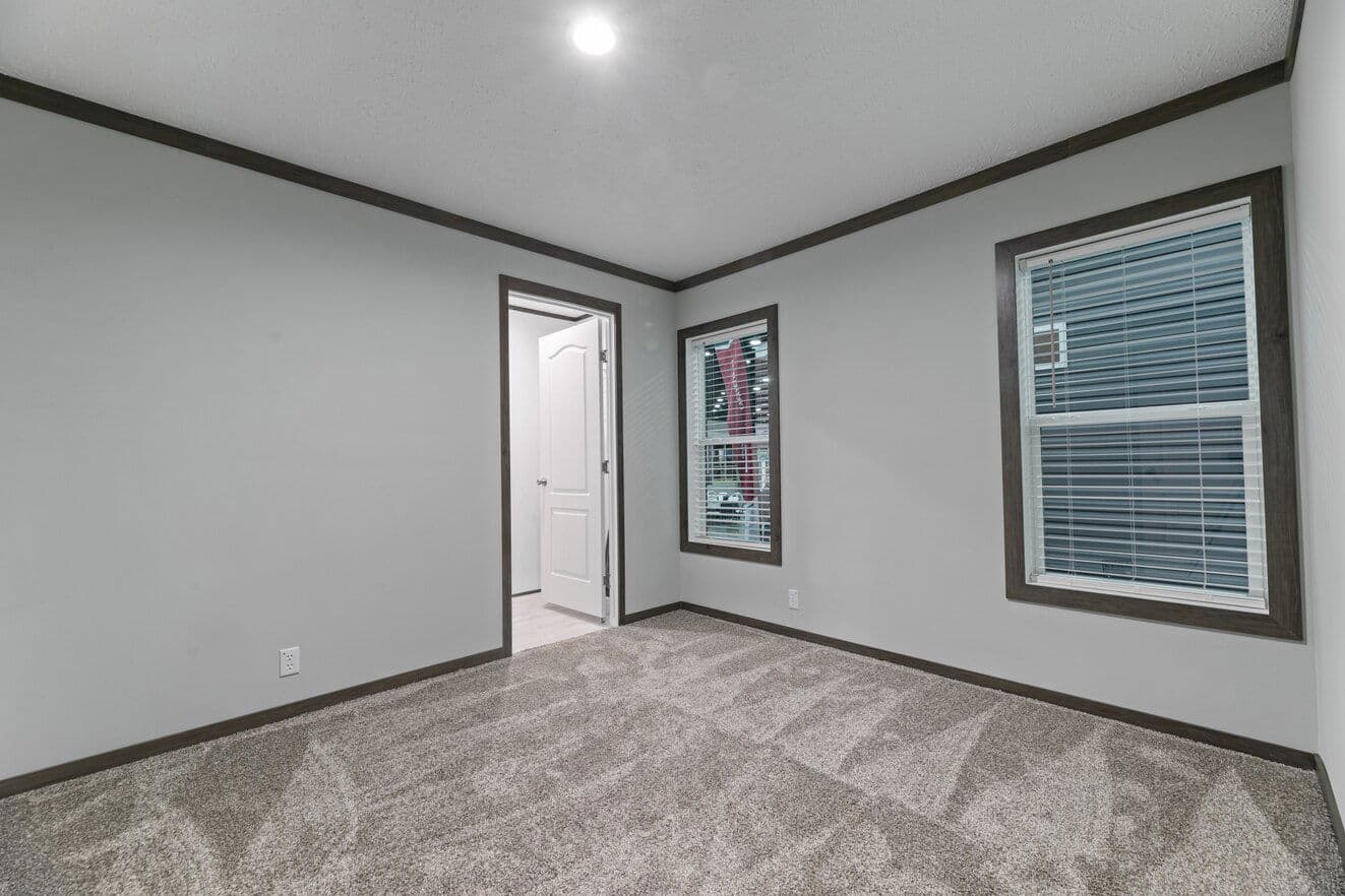 Elevation 32523d bedroom home features