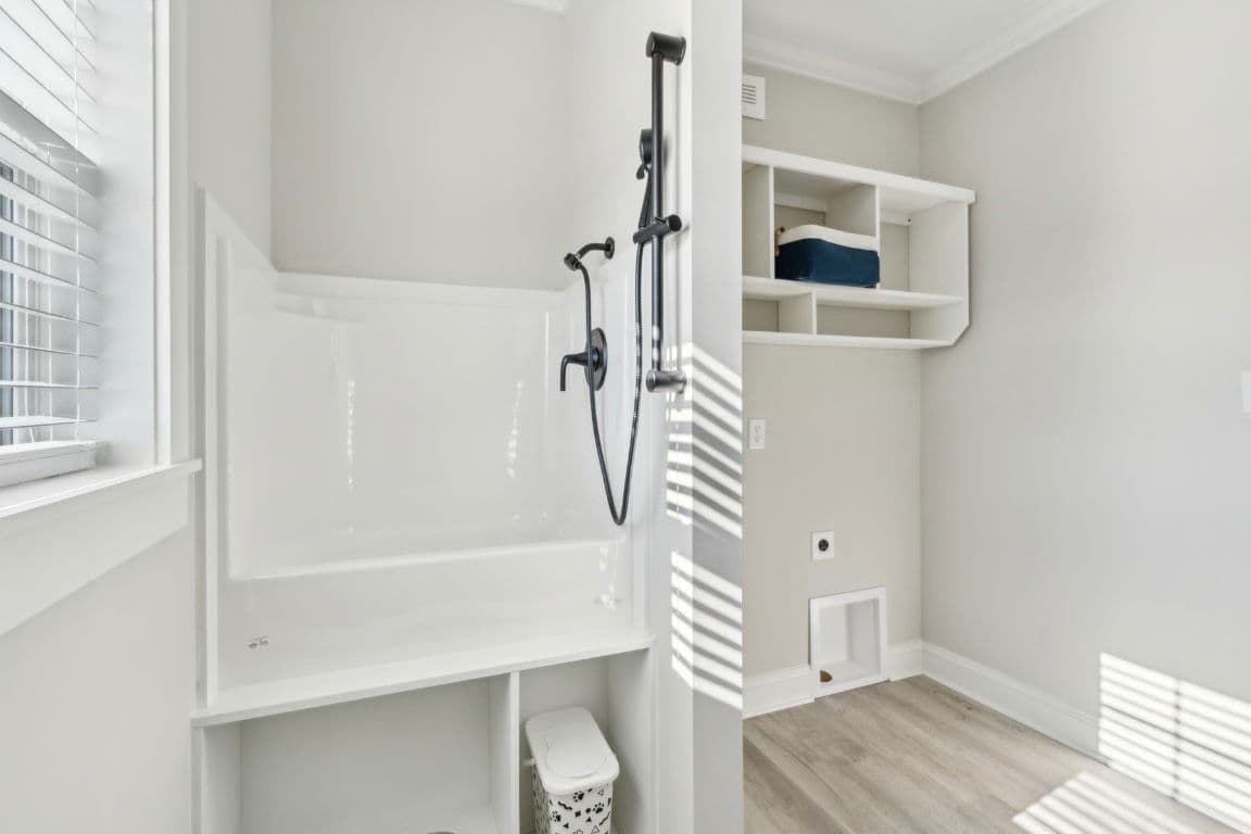 Whitfield cape interior home features