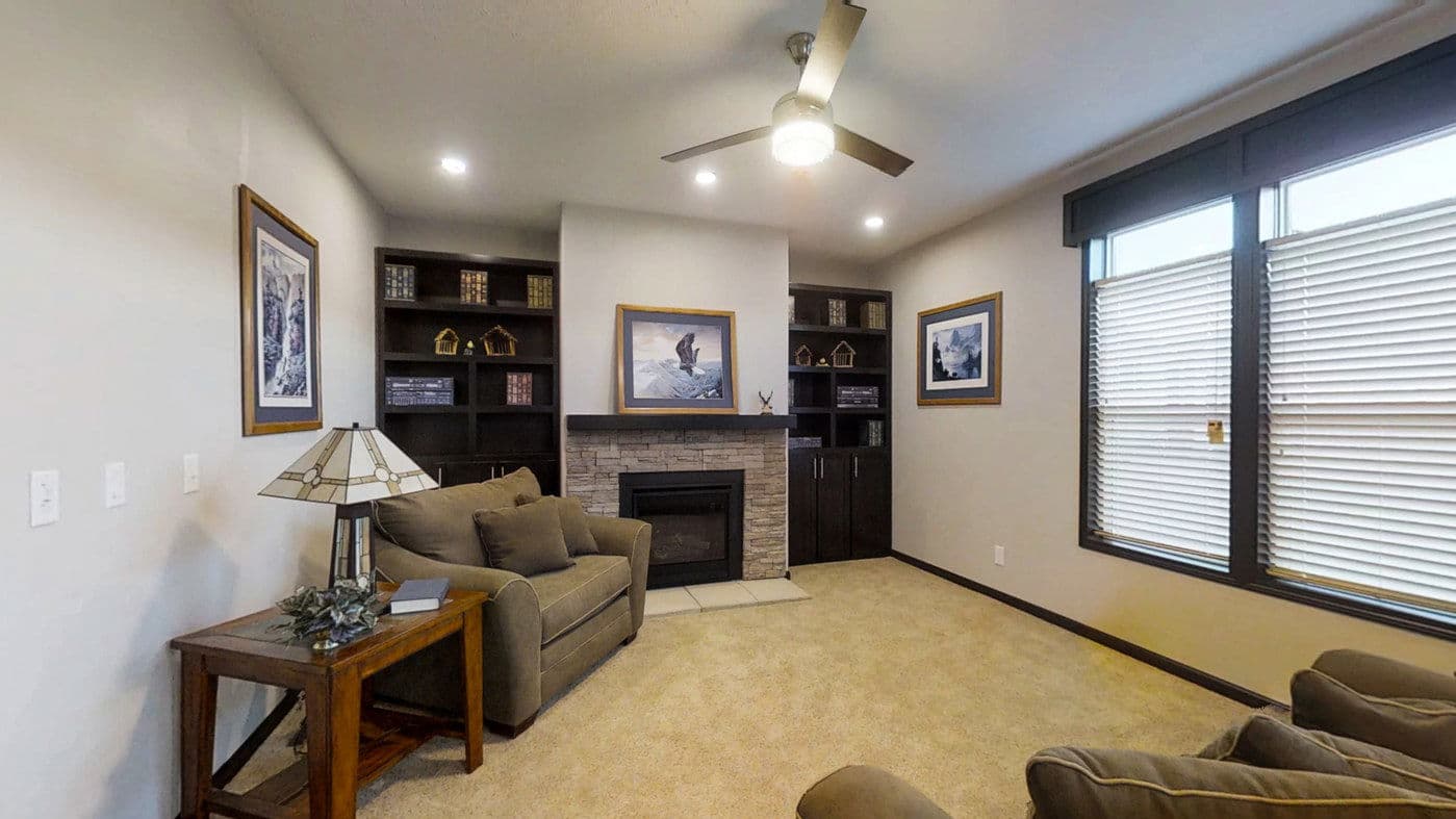 The timber lodge modular 185019m interior and hero home features