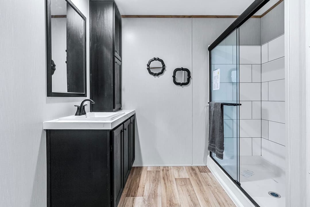 Anatolia bathroom home features