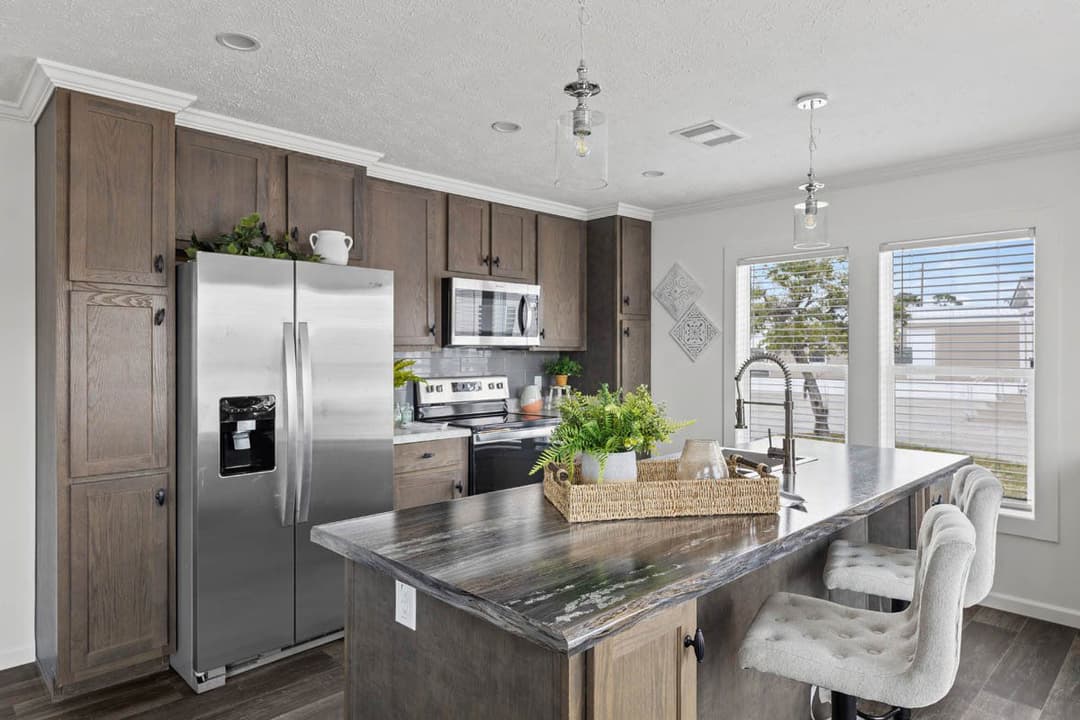 Seascape hero and kitchen home features