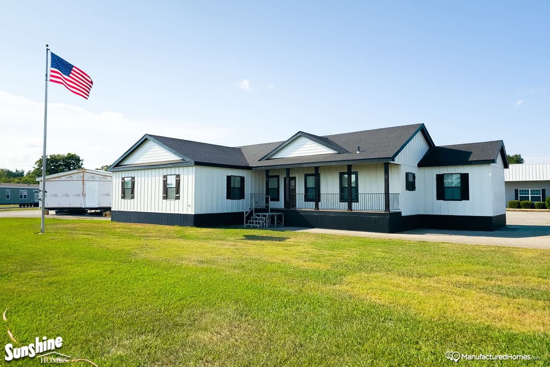 Pri4784-3503 hero, elevation, and exterior home features