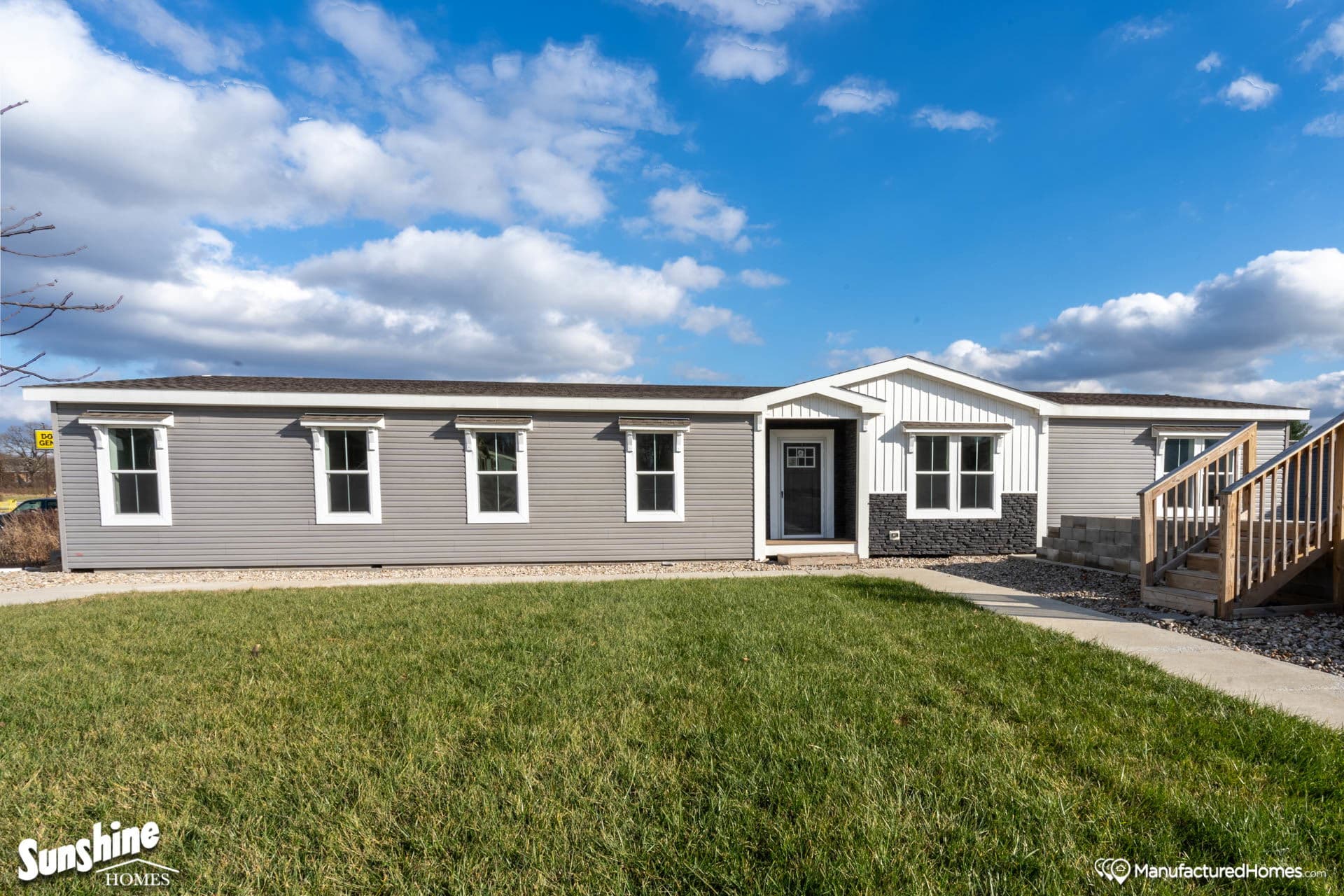 Pri3280-2043 elevation and exterior home features