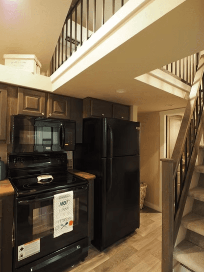 Lakeview kitchen home features