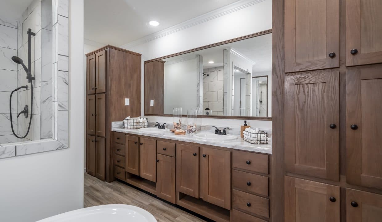 Kb-3250 fargo bathroom home features