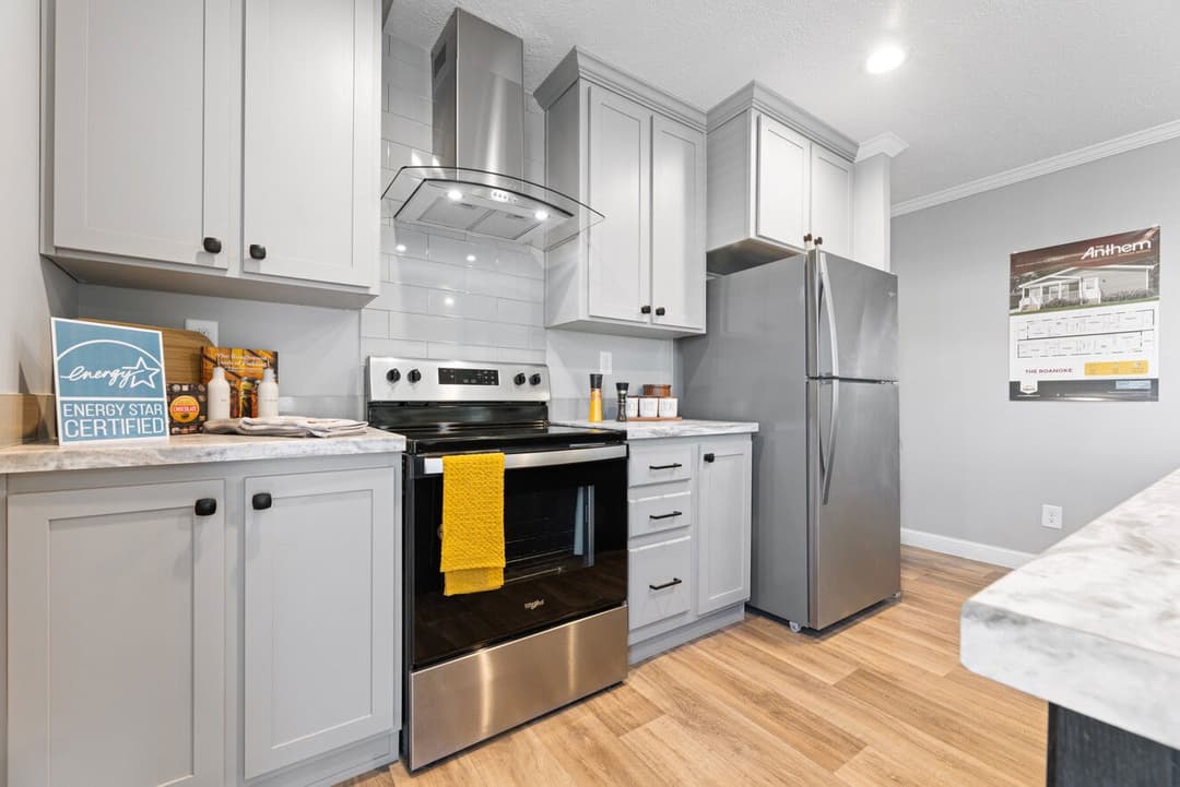 Cumberland duplex kitchen home features