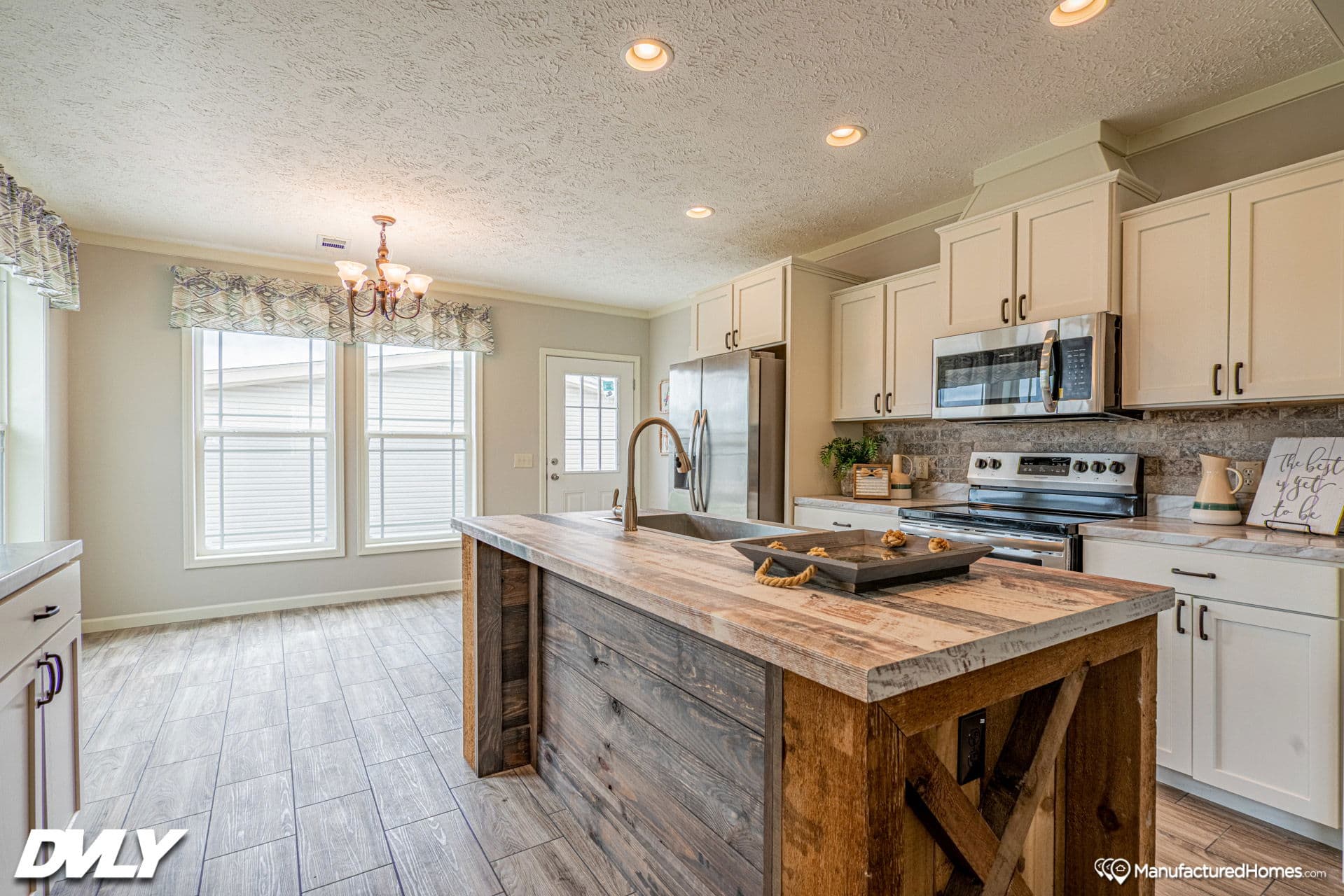 The haven kitchen home features