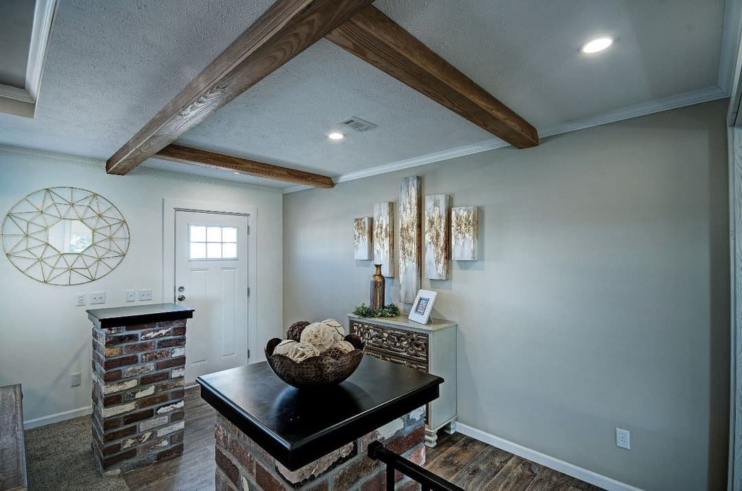 Sardis interior home features