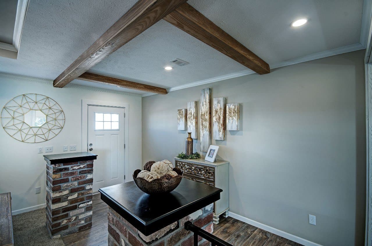 Sardis interior home features