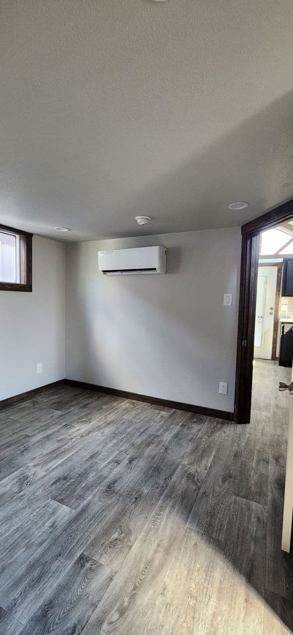 Cardinal interior home features