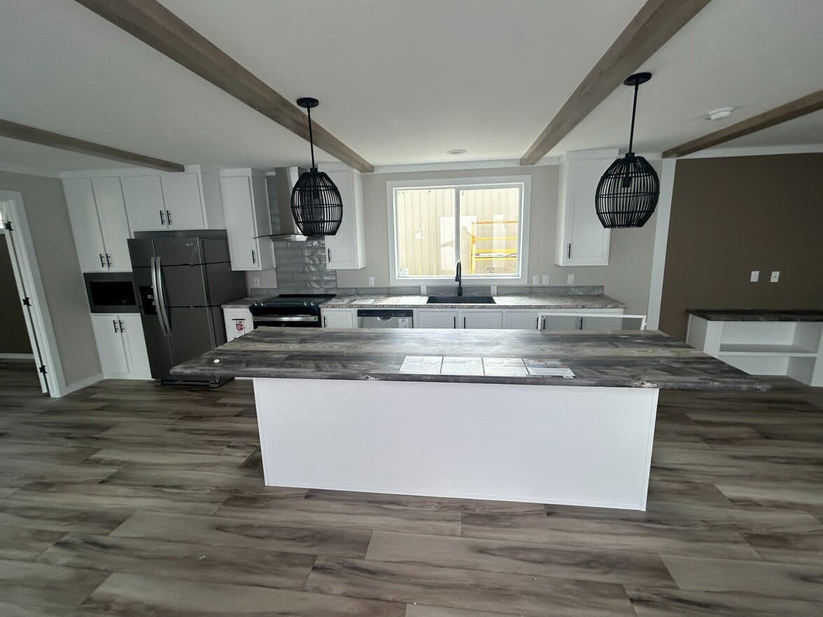 Twin peaks kitchen home features