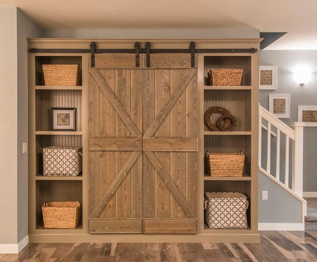 Oswego cottage ii interior home features