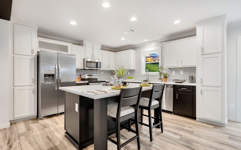 Hope r76e kitchen home features