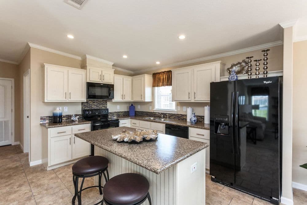 Mack kitchen home features