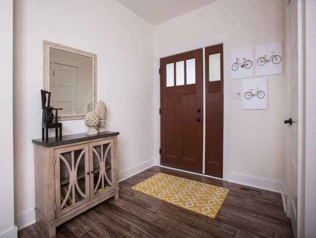 Baxter 42483a interior home features