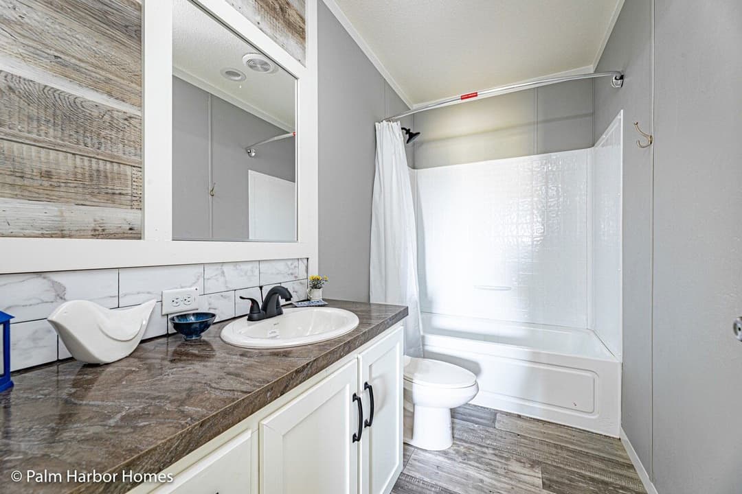 Fantasy island 30604f bathroom home features