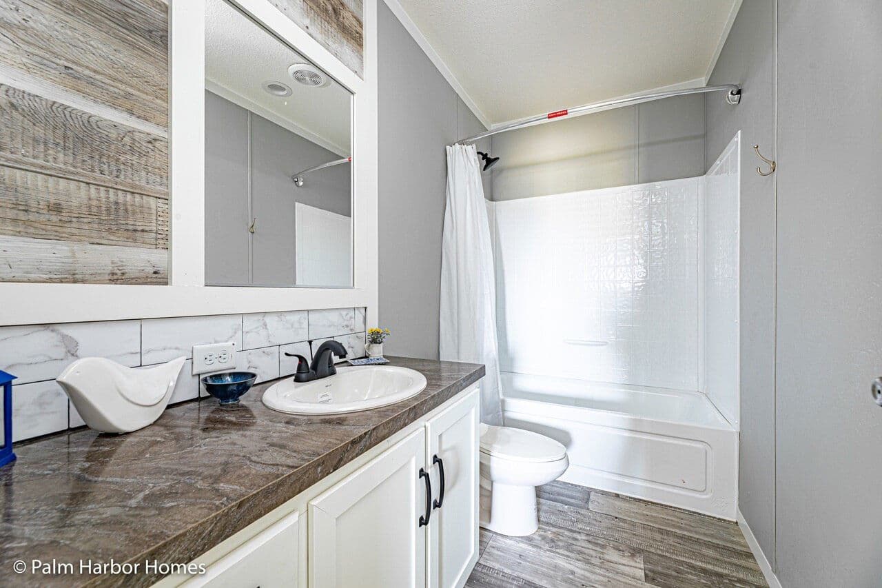 Fantasy island 30604f bathroom home features