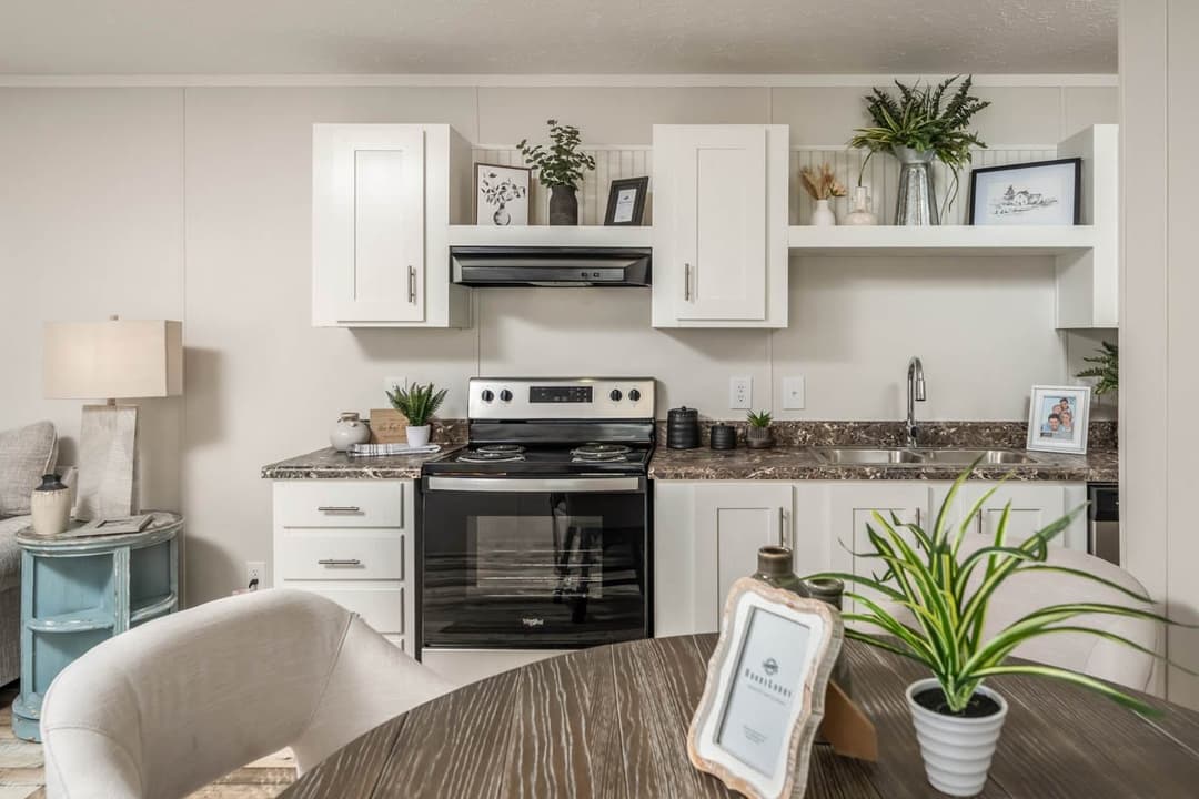 Marco kitchen home features