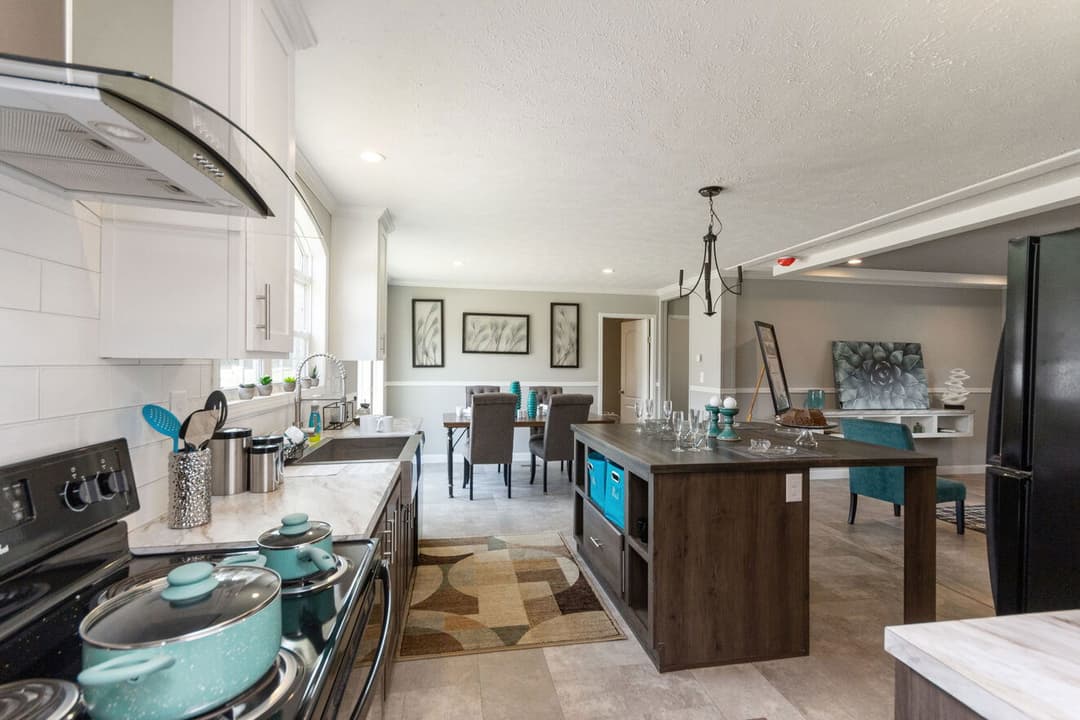 Pegasus 28483s kitchen home features