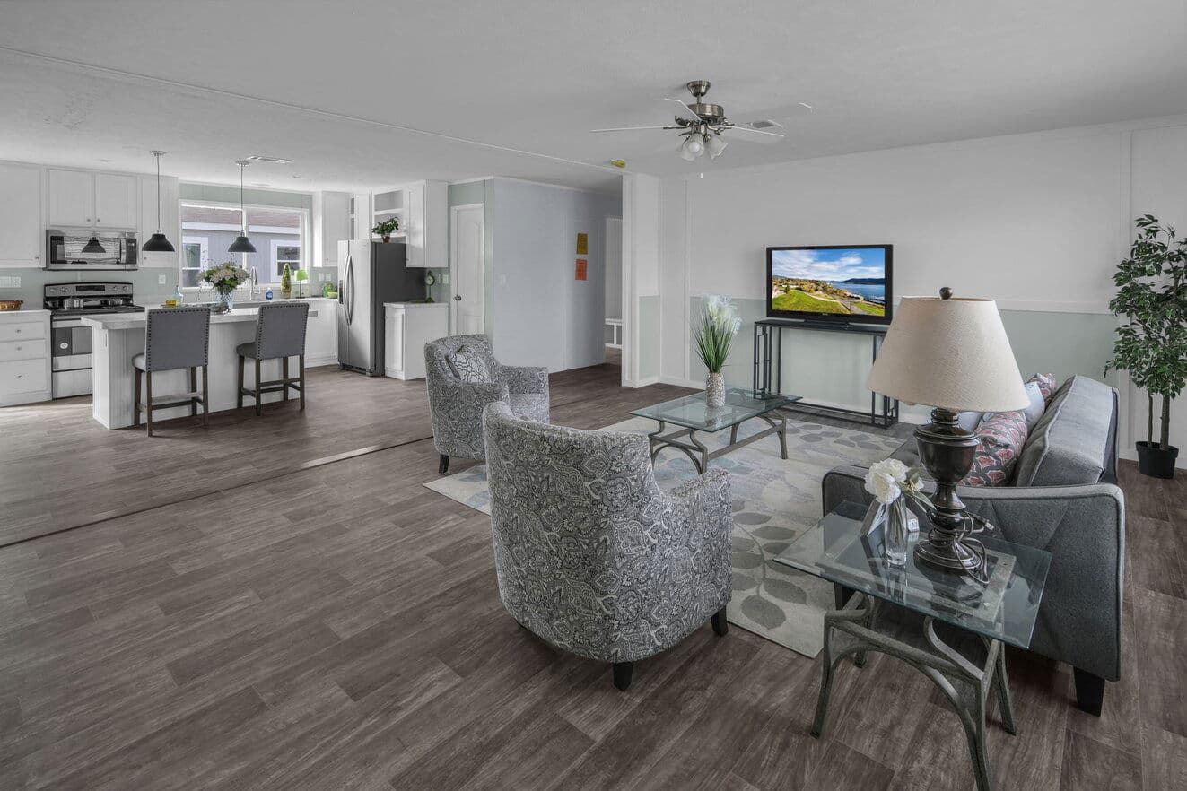 Valu maxx premier 32643e interior home features