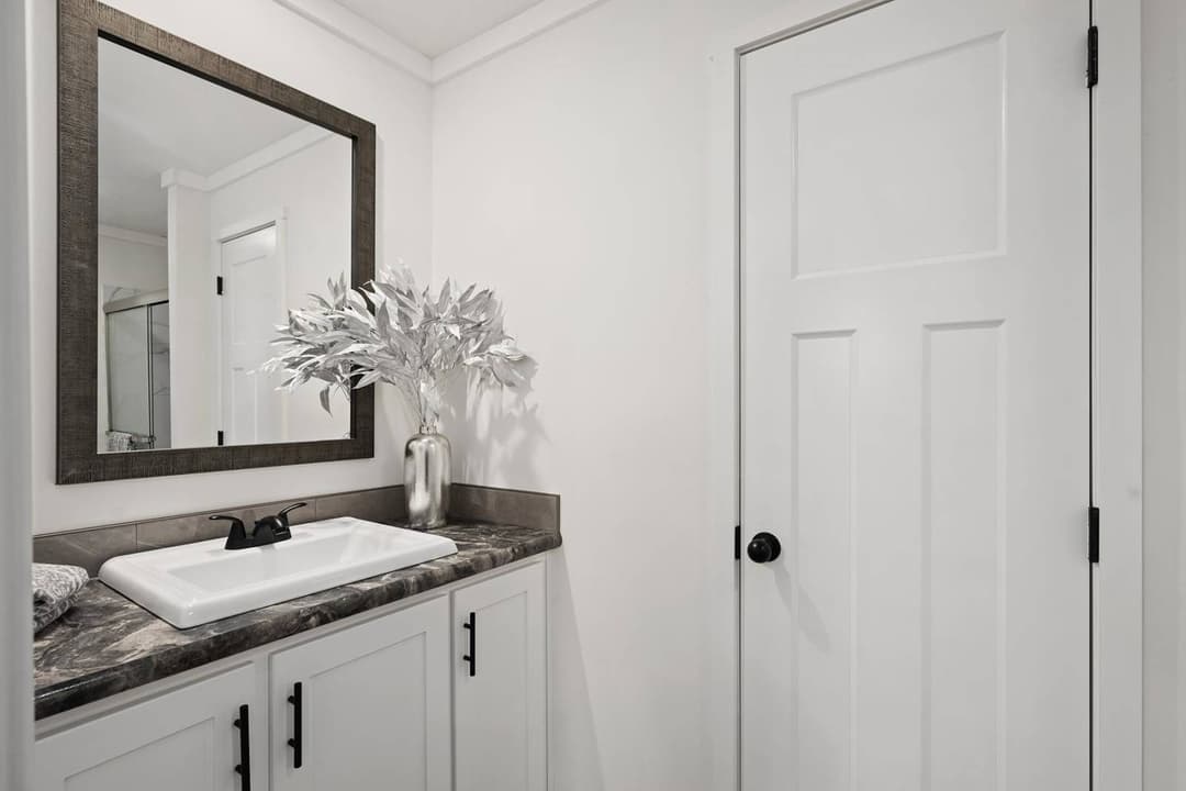 Aspire bathroom home features