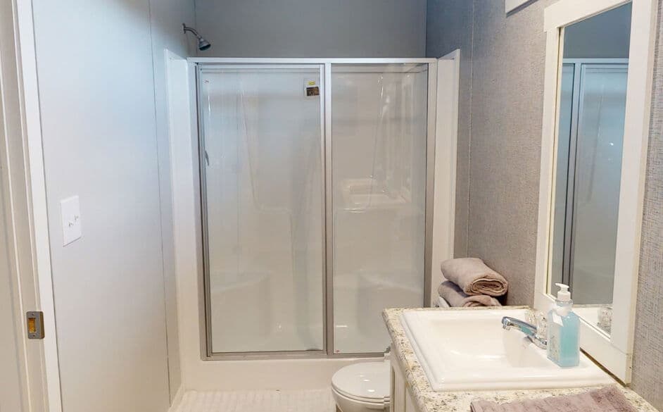 Park view 314p bathroom home features