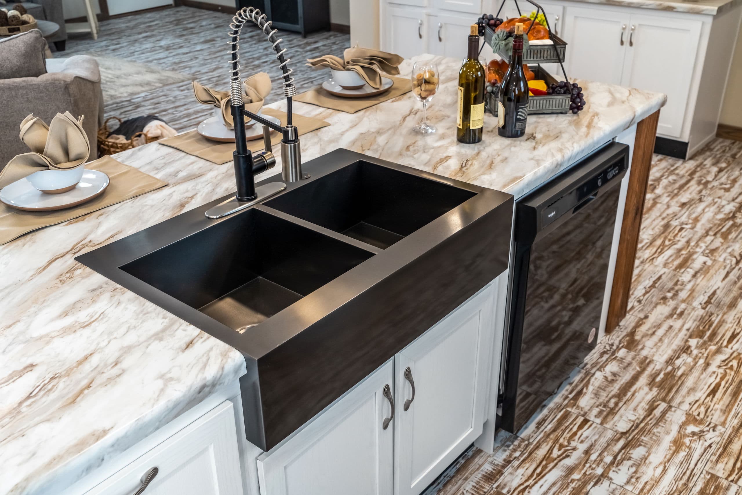 Md-49-32 kitchen home features