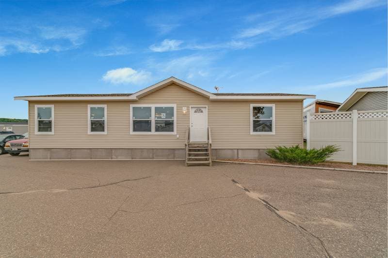 Lexington a260 hero, elevation, and exterior home features