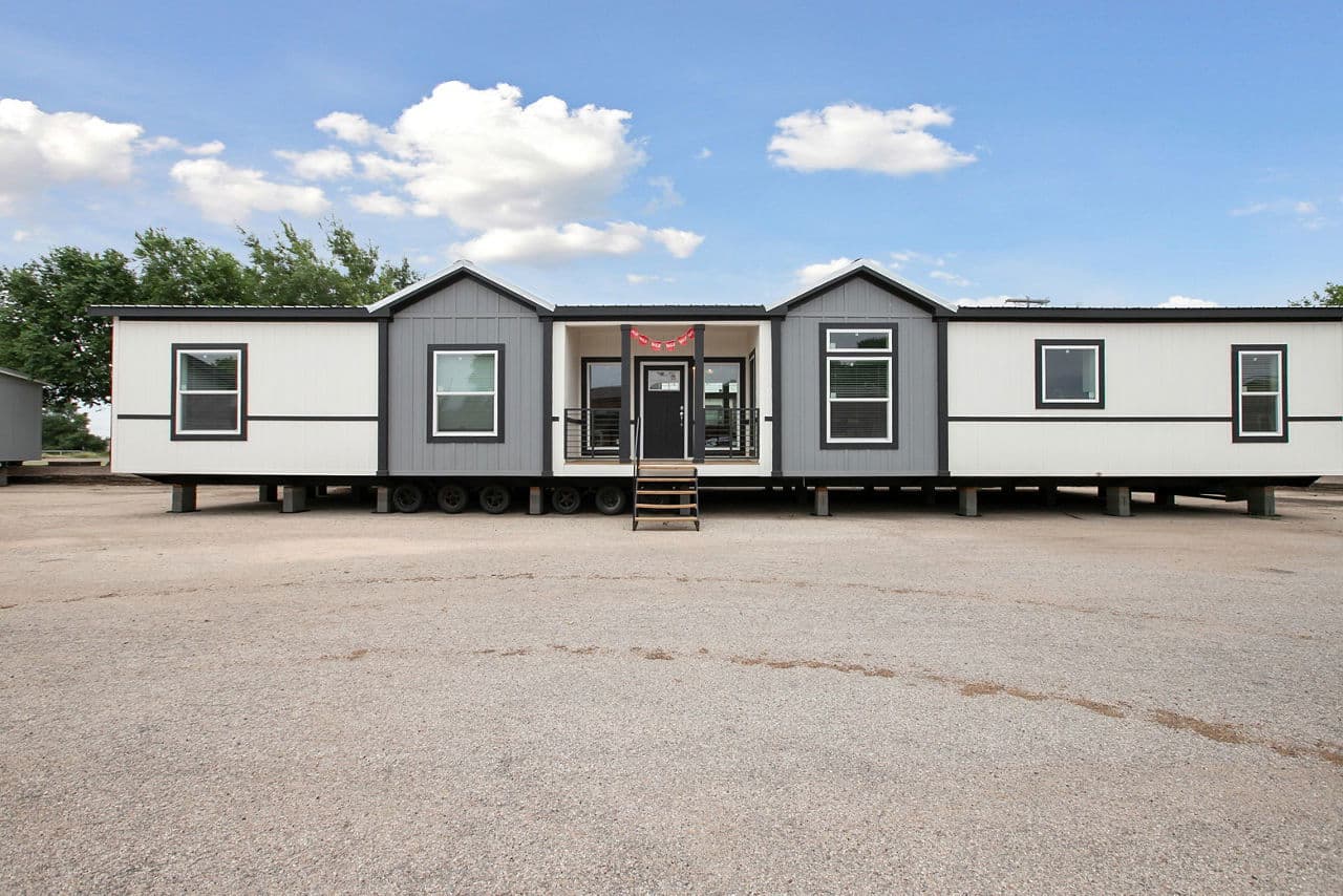 Innovation 3276aa elevation and exterior home features