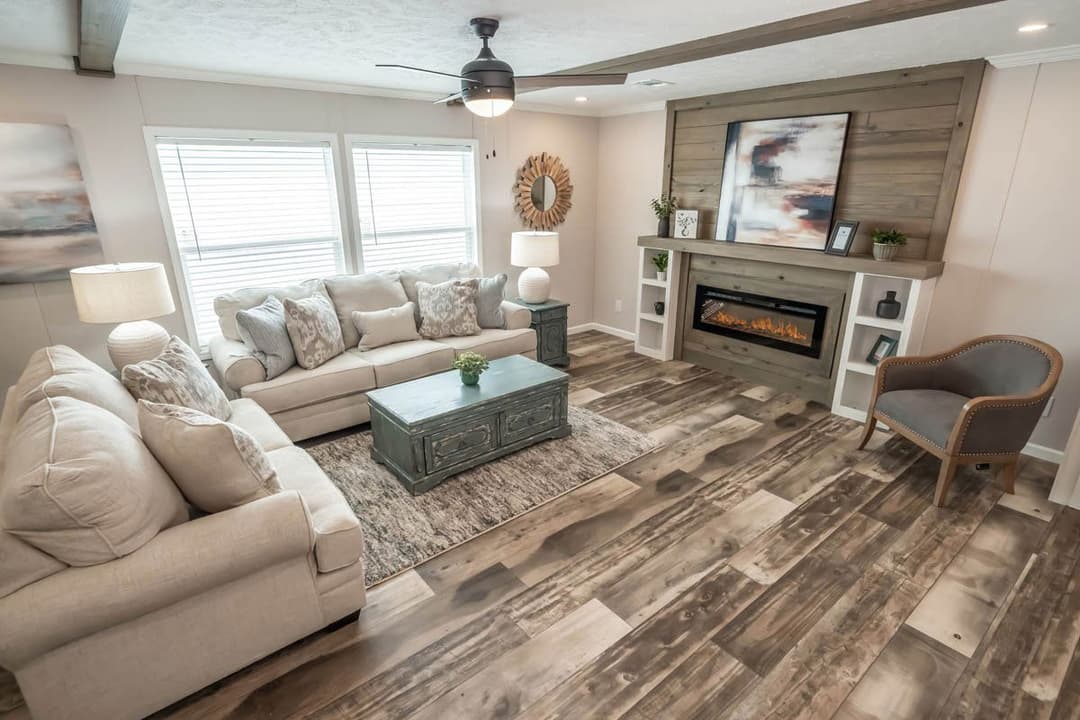 Ruby interior home features