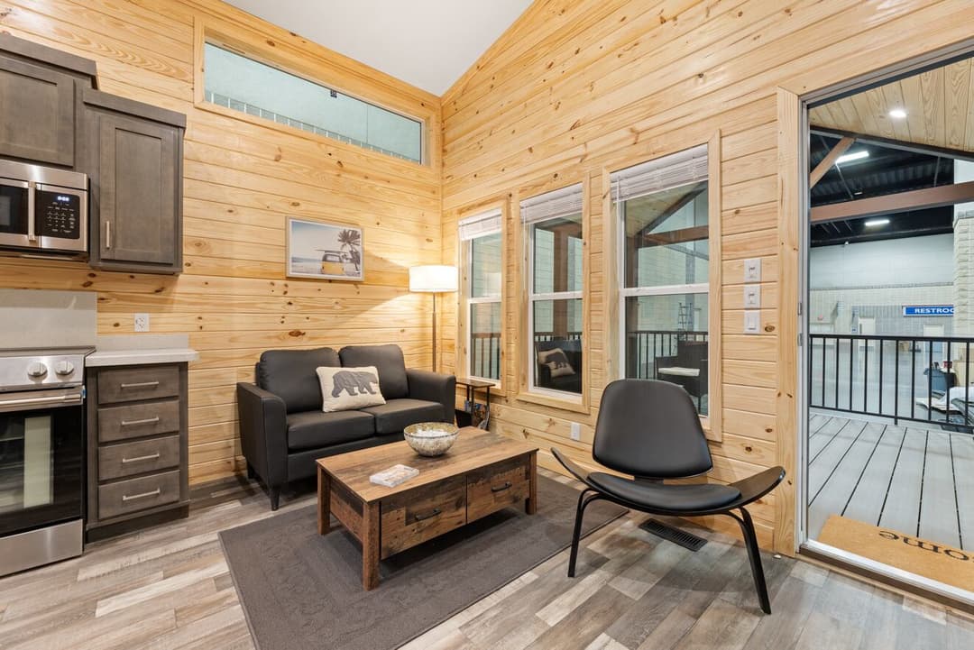 Eagle loft 13291p interior home features