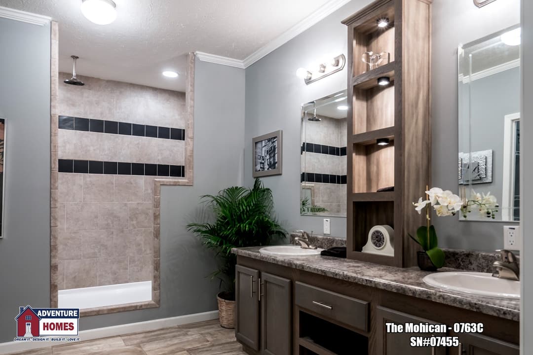 Mohican | 0763c bathroom home features