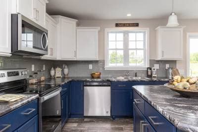 Buchanan kitchen home features