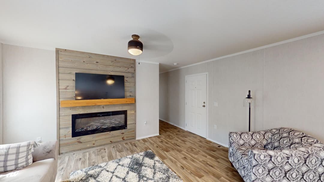 Arc1680-8000-2 interior home features