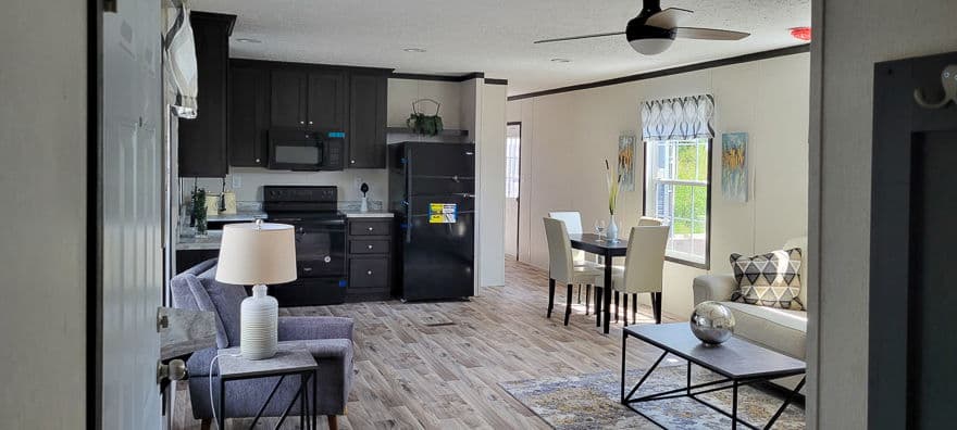 Pure 16663u interior home features