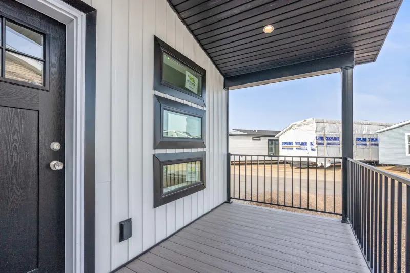 Genesis 9921a exterior home features