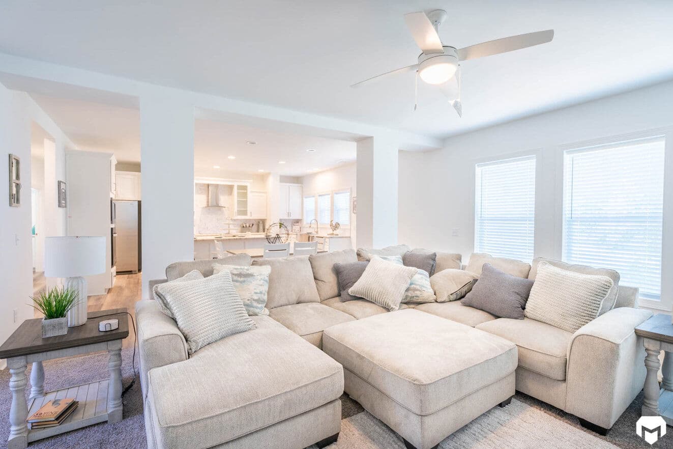 Elite 2.1 32683c interior home features