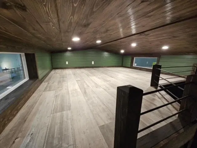 Meadowbrook| 4b 130 interior home features