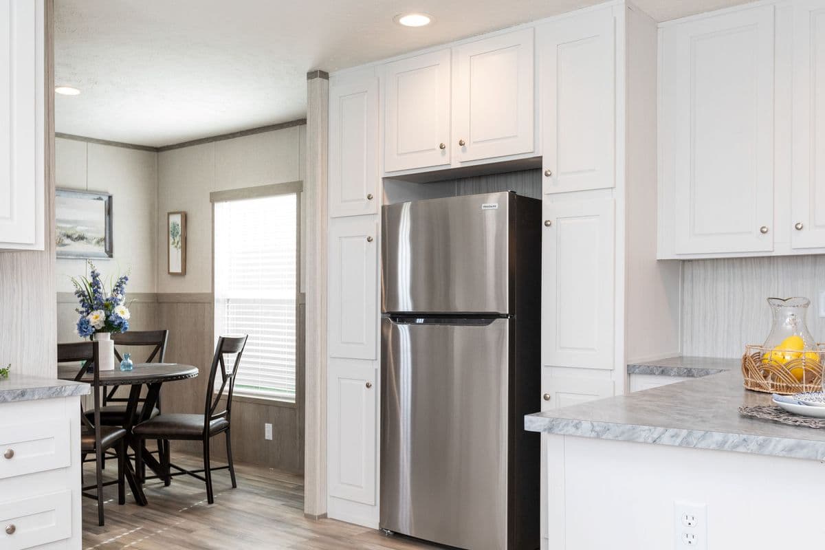 Blazer 76 f kitchen home features