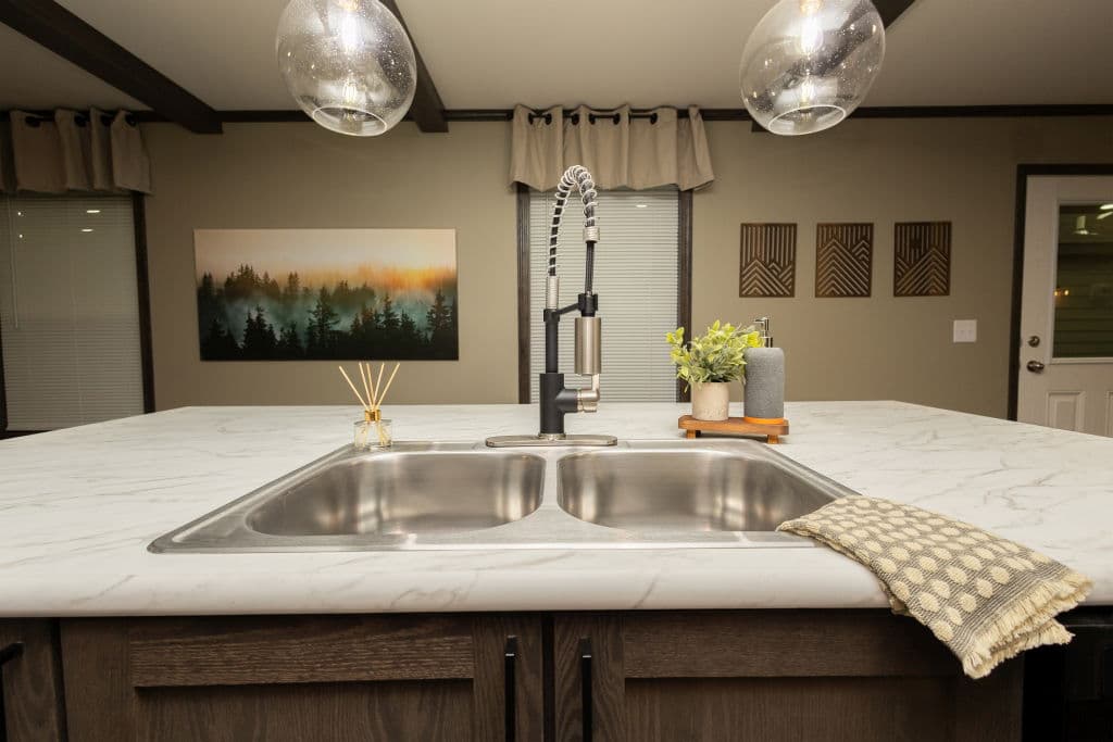 1w1048-v kitchen home features