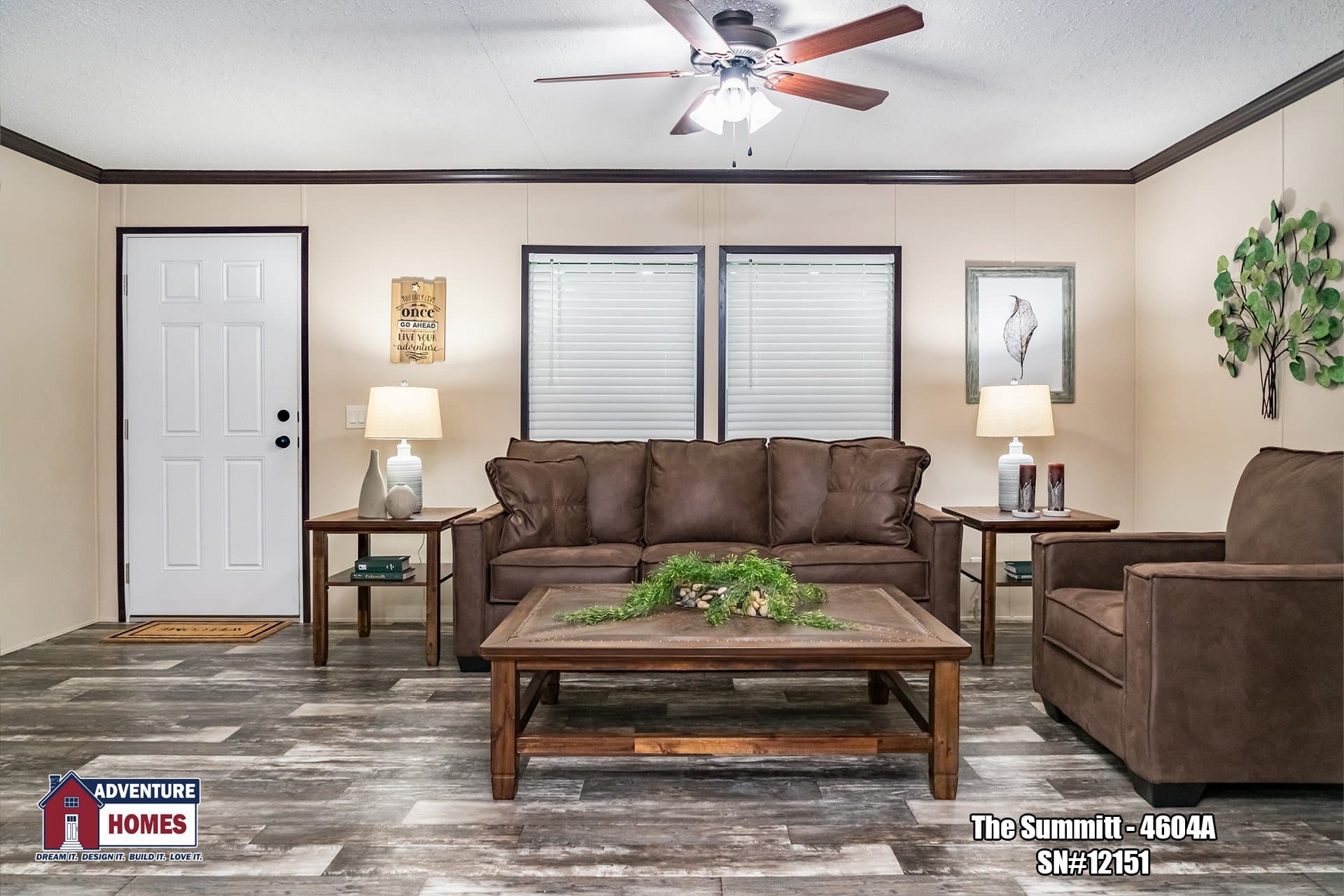 Summitt | 4604a interior home features