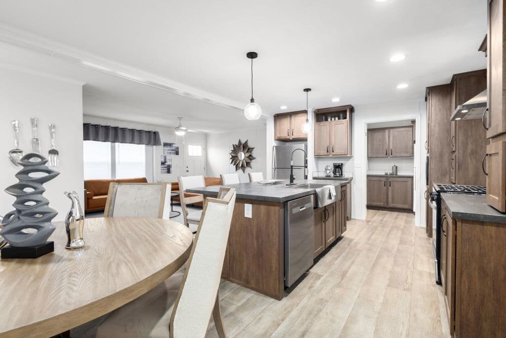 Astro elite ranch 3a2810-p kitchen home features