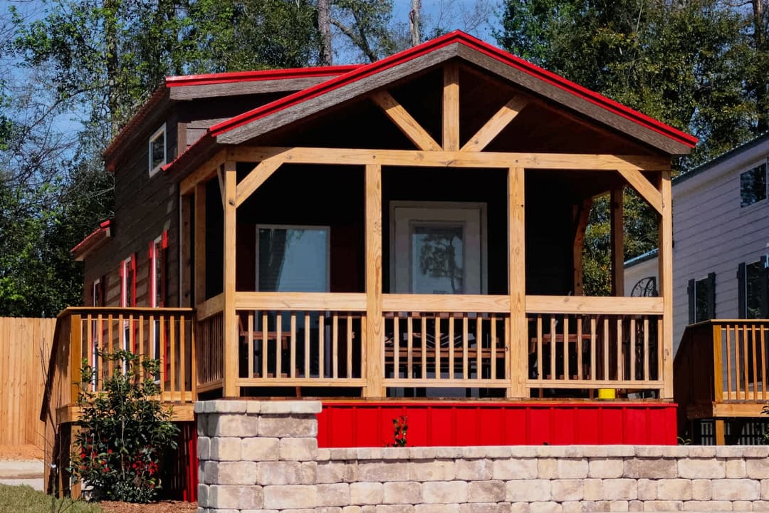 Autumn breeze | 4b 125 exterior home features