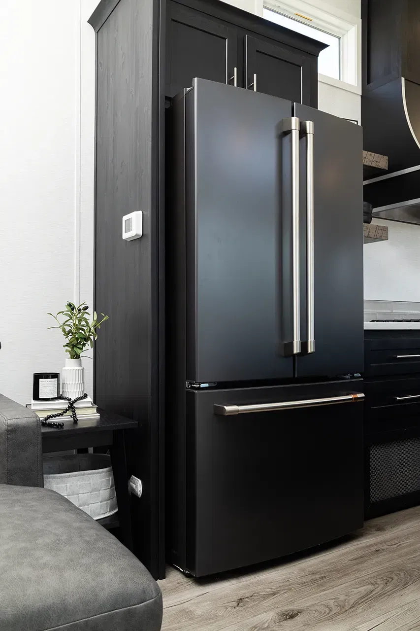 Island 6430p kitchen home features